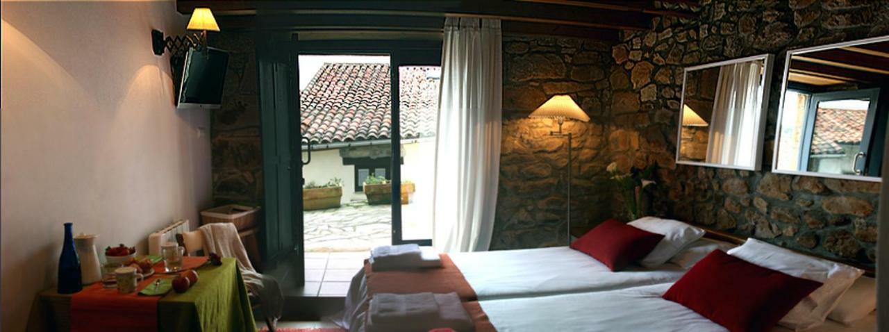Casa Rural La Casona Del Piquero Lastres Esterno foto
